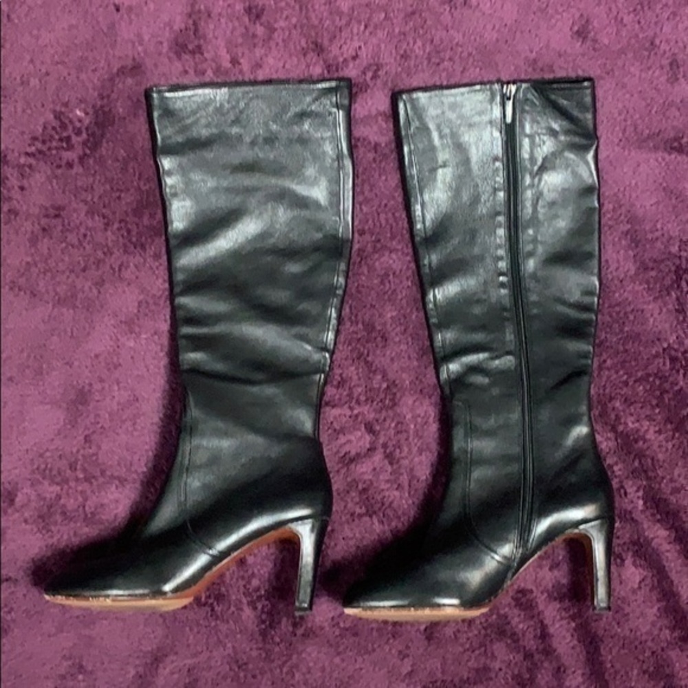 Elie Tahari Black Books Sz 36.5 (US Sz. 6)